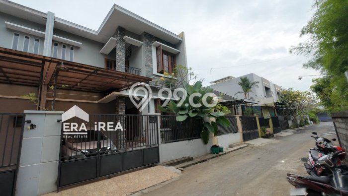 Hunian Cantik Modern Lb 150m2 di Grogol, Sukoharjo Hunian Cantik Modern Lb 150m2 di Grogol, Sukoharjo
