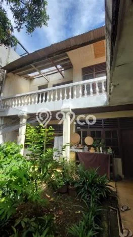 Rumah Luxury Modern Siap Huni di Pejompongan Jakarta Pusat Rumah Luxury Modern Siap Huni di Pejompongan Jakarta Pusat