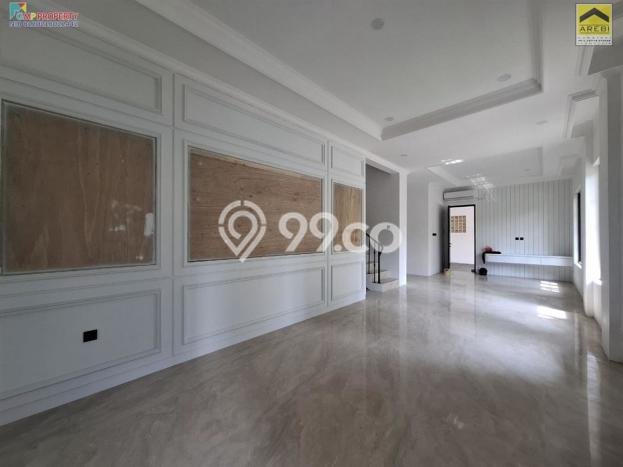 Hunian Mewah LB 420m2 Siap Pakai Desain Elegan di Galaxy, Bekasi Hunian Mewah LB 420m2 Siap Pakai Desain Elegan di Galaxy, Bekasi