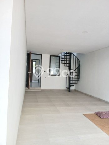 Ready to Use! Luxury House LT 307m2 Desain Elegan di Radio Dalam Ready to Use! Luxury House LT 307m2 Desain Elegan di Radio Dalam