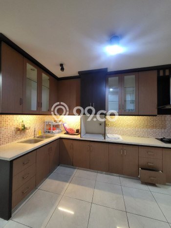 Jual Rumah Luas Megah Dengan View Eksklusif di Warung Buncit, Jakarta Selatan Jual Rumah Luas Megah Dengan View Eksklusif di Warung Buncit, Jakarta Selatan