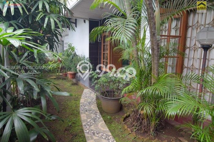 Dijual Hunian Mewah dengan Fasilitas Sekitar Komplit di Cipayung, Jakarta Timur Dijual Hunian Mewah dengan Fasilitas Sekitar Komplit di Cipayung, Jakarta Timur