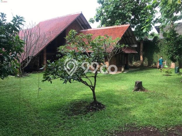 Hunian Mewah Siap Huni LT 1000m2 di Jagakarsa, Jakarta Selatan Hunian Mewah Siap Huni LT 1000m2 di Jagakarsa, Jakarta Selatan