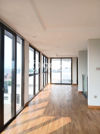 Siap Huni Rumah Mewah 4 Kamar di Jagakarsa Dekat ke Mana Pun Siap Huni Rumah Mewah 4 Kamar di Jagakarsa Dekat ke Mana Pun