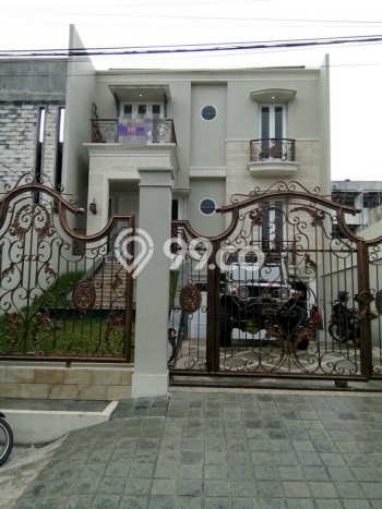 Rumah Mewah LB 580m2 Siap Pakai Desain Elegan di Otista, Jakarta Timur Rumah Mewah LB 580m2 Siap Pakai Desain Elegan di Otista, Jakarta Timur