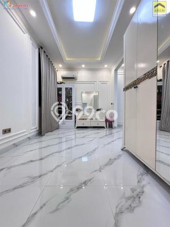 Jual Rumah Mewah Elegan Dengan View Eksklusif di Jatiwarna, Bekasi Jual Rumah Mewah Elegan Dengan View Eksklusif di Jatiwarna, Bekasi