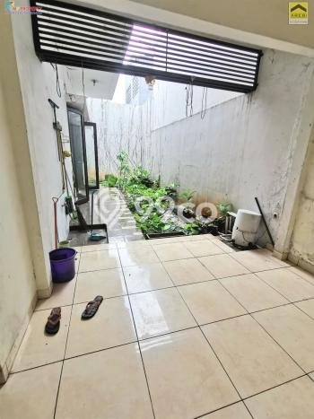 For Sale! Luxury House LT 264m2 Desain Elegan di Cibubur For Sale! Luxury House LT 264m2 Desain Elegan di Cibubur
