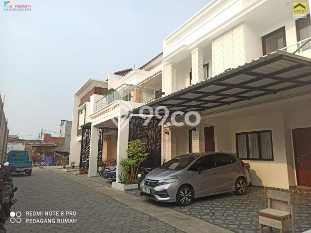 Dijual Rumah 3 Kamar Lokasi Strategis Bagus dan Strategis di Duren Sawit Dijual Rumah 3 Kamar Lokasi Strategis Bagus dan Strategis di Duren Sawit