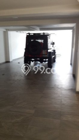Rumah Mewah LB 580m2 Siap Pakai Desain Elegan di Otista, Jakarta Timur Rumah Mewah LB 580m2 Siap Pakai Desain Elegan di Otista, Jakarta Timur