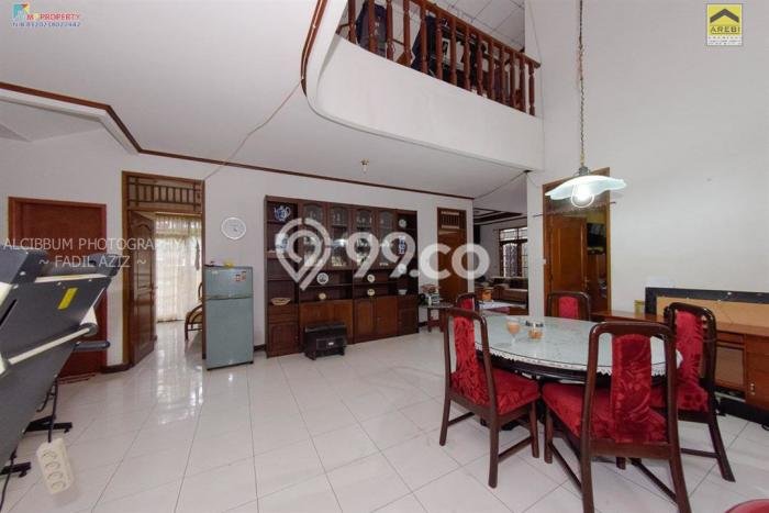 Siap Huni Rumah Mewah 5 Kamar di Cipayung Dekat ke Mana Pun Siap Huni Rumah Mewah 5 Kamar di Cipayung Dekat ke Mana Pun