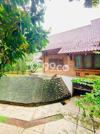 Hunian Mewah Siap Huni LT 1000m2 di Jagakarsa, Jakarta Selatan Hunian Mewah Siap Huni LT 1000m2 di Jagakarsa, Jakarta Selatan