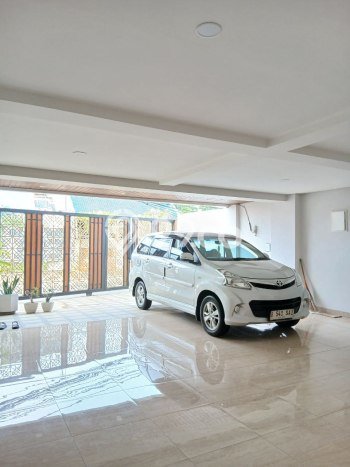 Siap Huni Rumah Mewah 4 Kamar di Jagakarsa Dekat ke Mana Pun Siap Huni Rumah Mewah 4 Kamar di Jagakarsa Dekat ke Mana Pun