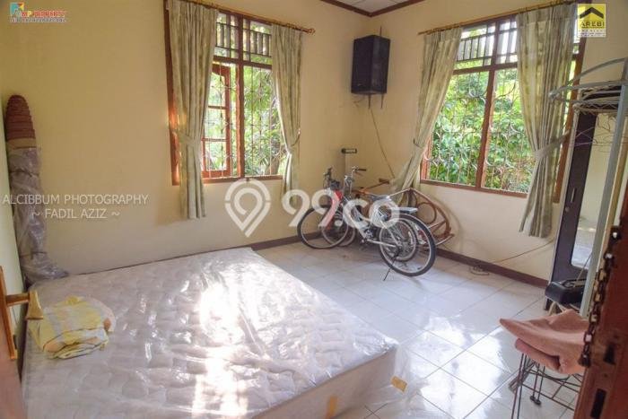 Siap Huni Rumah Mewah 5 Kamar di Cipayung Dekat ke Mana Pun Siap Huni Rumah Mewah 5 Kamar di Cipayung Dekat ke Mana Pun