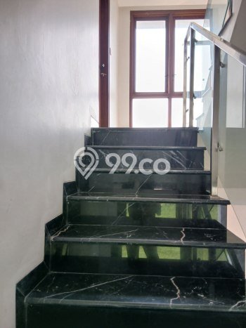 Siap Huni Rumah Mewah 4 Kamar di Jagakarsa Dekat ke Mana Pun Siap Huni Rumah Mewah 4 Kamar di Jagakarsa Dekat ke Mana Pun