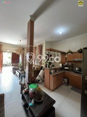 Jual Rumah Eksklusif 4 KT di Lubang Buaya, Jakarta Timur Jual Rumah Eksklusif 4 KT di Lubang Buaya, Jakarta Timur