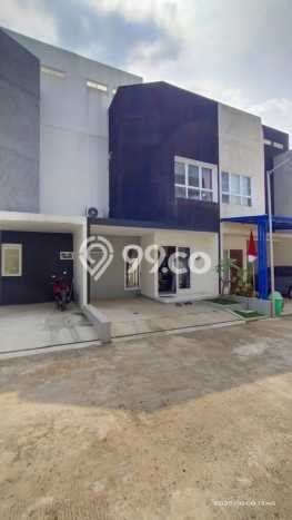 Rumah Luas Asri 4 KT Siap Pakai di Jatimurni Bekasi Rumah Luas Asri 4 KT Siap Pakai di Jatimurni Bekasi