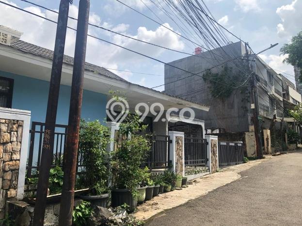 Rumah Eksklusif Dijual LT 187m2 di Cilandak, Jakarta Selatan Rumah Eksklusif Dijual LT 187m2 di Cilandak, Jakarta Selatan