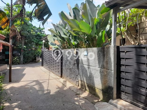 Ready to Use! Premium House LT 373m2 Desain Elegan di Jatikramat Ready to Use! Premium House LT 373m2 Desain Elegan di Jatikramat
