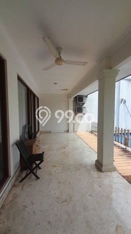 Rumah Elit Modern Tanpa Renovasi di Antasari Jakarta Selatan Rumah Elit Modern Tanpa Renovasi di Antasari Jakarta Selatan