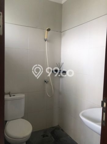Dijual Rumah Strategis Bagus Punya 3 KT di Ciracas Jakarta Timur SHM Dijual Rumah Strategis Bagus Punya 3 KT di Ciracas Jakarta Timur SHM