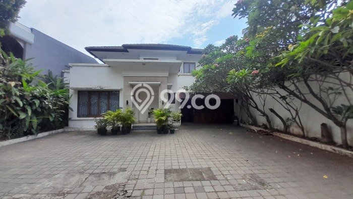 Rumah Elit Modern Tanpa Renovasi di Antasari Jakarta Selatan Rumah Elit Modern Tanpa Renovasi di Antasari Jakarta Selatan