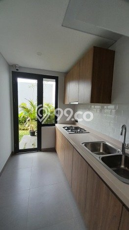 Siap Huni Rumah Mewah 4 Kamar di Tapos Dekat ke Mana Pun Siap Huni Rumah Mewah 4 Kamar di Tapos Dekat ke Mana Pun