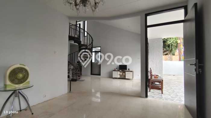 Rumah Eksklusif Dijual LT 187m2 di Cilandak, Jakarta Selatan Rumah Eksklusif Dijual LT 187m2 di Cilandak, Jakarta Selatan