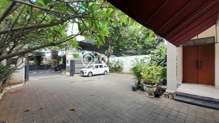Rumah Elit Modern Tanpa Renovasi di Antasari Jakarta Selatan Rumah Elit Modern Tanpa Renovasi di Antasari Jakarta Selatan