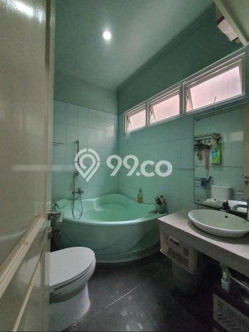 Rumah Elit Modern Tanpa Renovasi di Bintaro Jakarta Selatan Rumah Elit Modern Tanpa Renovasi di Bintaro Jakarta Selatan