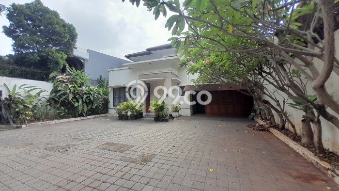 Rumah Elit Modern Tanpa Renovasi di Antasari Jakarta Selatan Rumah Elit Modern Tanpa Renovasi di Antasari Jakarta Selatan