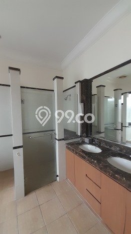 Rumah Elit Modern Tanpa Renovasi di Antasari Jakarta Selatan Rumah Elit Modern Tanpa Renovasi di Antasari Jakarta Selatan