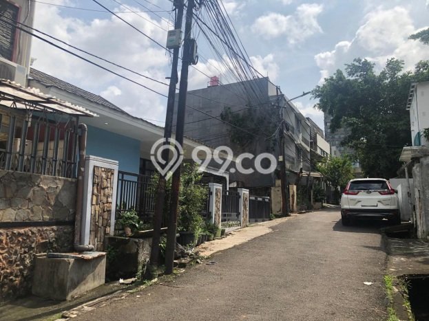 Rumah Eksklusif Dijual LT 187m2 di Cilandak, Jakarta Selatan Rumah Eksklusif Dijual LT 187m2 di Cilandak, Jakarta Selatan