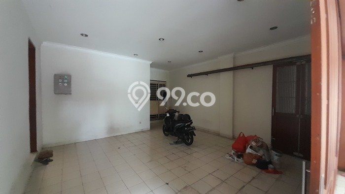 Rumah Elit Modern Tanpa Renovasi di Antasari Jakarta Selatan Rumah Elit Modern Tanpa Renovasi di Antasari Jakarta Selatan
