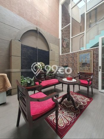 Rumah Elit Modern Tanpa Renovasi di Bintaro Jakarta Selatan Rumah Elit Modern Tanpa Renovasi di Bintaro Jakarta Selatan