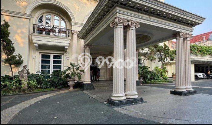 Dijual Rumah Mewah Elegan Dengan View Eksklusif di Pondok Indah, Jakarta Selatan Dijual Rumah Mewah Elegan Dengan View Eksklusif di Pondok Indah, Jakarta Selatan