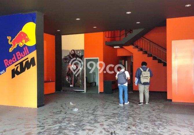 Lokasi Strategis! Dijual Gudang Bisnis di Kebayoran Lama, Jakarta Selatan Kondisi Bagus Lokasi Strategis! Dijual Gudang Bisnis di Kebayoran Lama, Jakarta Selatan Kondisi Bagus