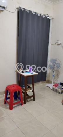 Dijual Rumah Eksklusif 2 KT di Taman Surya, Jakarta Barat Dijual Rumah Eksklusif 2 KT di Taman Surya, Jakarta Barat