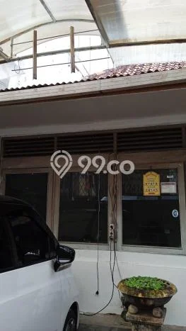 Rumah Nyaman 2 KT LB 100m2 Kondisi Bagus di Gajah Mada Rumah Nyaman 2 KT LB 100m2 Kondisi Bagus di Gajah Mada