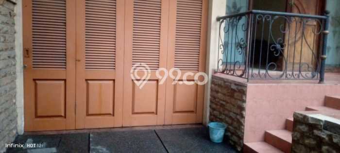 Rumah Elit Modern Tanpa Renovasi di Tanjung Duren Utara Jakarta Barat Rumah Elit Modern Tanpa Renovasi di Tanjung Duren Utara Jakarta Barat