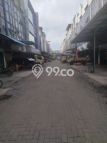 Ruko Dijual di Jakarta Barat LT 277m2 & LB 700m2 Lokasi Terbaik! Ruko Dijual di Jakarta Barat LT 277m2 & LB 700m2 Lokasi Terbaik!