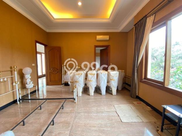 Hunian Mewah LB 1200m2 Siap Pakai Desain Elegan di Mega Kuningan, Jakarta Selatan Hunian Mewah LB 1200m2 Siap Pakai Desain Elegan di Mega Kuningan, Jakarta Selatan