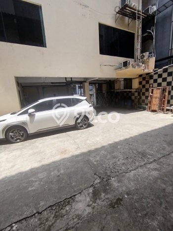 LOKASI STRATEGIS! Hotel Kawasan , Luas 1200m2m², Jalan Utama LOKASI STRATEGIS! Hotel Kawasan , Luas 1200m2m², Jalan Utama