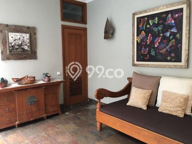 Dijual Rumah Luas Elegan Dengan View Eksklusif di Pondok Indah, Jakarta Selatan Dijual Rumah Luas Elegan Dengan View Eksklusif di Pondok Indah, Jakarta Selatan