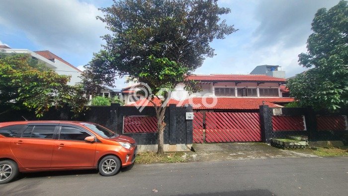 Ready to Use! Luxury House LT 741m2 Desain Modern di Bintaro Ready to Use! Luxury House LT 741m2 Desain Modern di Bintaro