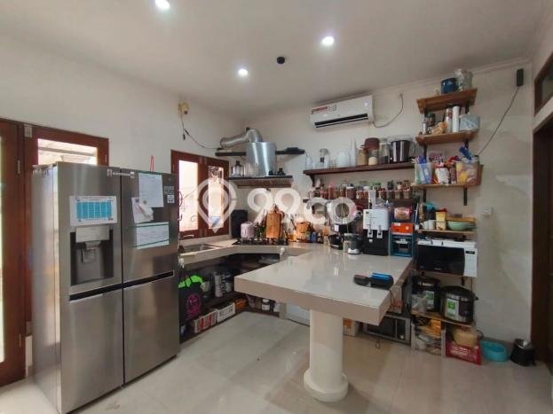Rumah Modern 2 KT di Kerobokan Badung Unfurnished Rumah Modern 2 KT di Kerobokan Badung Unfurnished