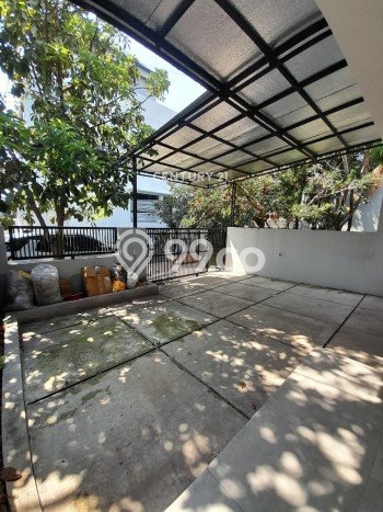 Rumah Modern 3 KT di Taman Kopo Indah Bandung Rumah Modern 3 KT di Taman Kopo Indah Bandung
