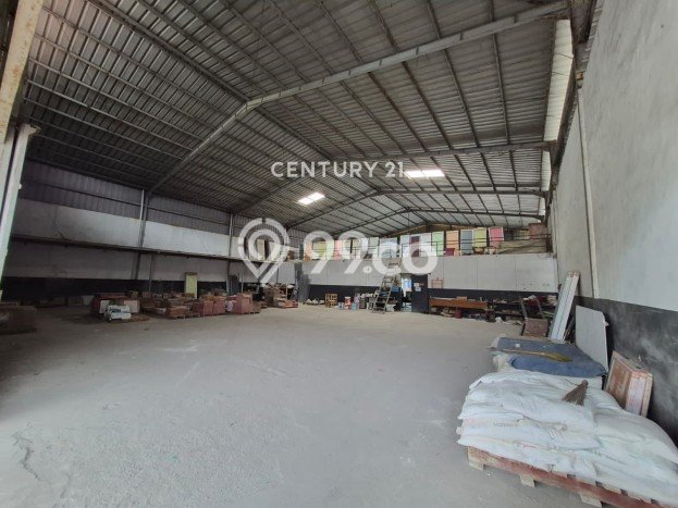 Untuk Dijual Kantor di Solokan Jeruk Bandung LT 1686m2 / LB 700m2 Untuk Dijual Kantor di Solokan Jeruk Bandung LT 1686m2 / LB 700m2