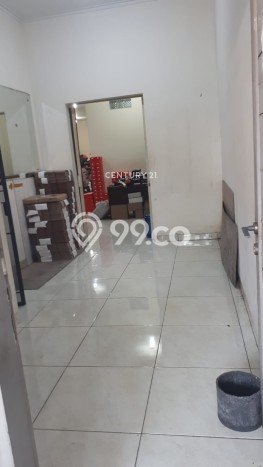 Rumah Elit LB 350m2 Siap Pakai Desain Elegan di Taman Kopo Indah, Bandung Rumah Elit LB 350m2 Siap Pakai Desain Elegan di Taman Kopo Indah, Bandung