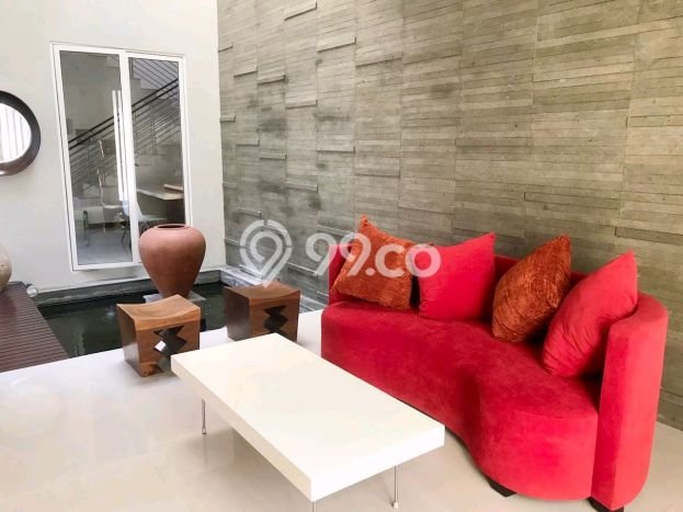 Dijual Rumah Luas Megah Dengan View Eksklusif di Citraland, Surabaya Dijual Rumah Luas Megah Dengan View Eksklusif di Citraland, Surabaya