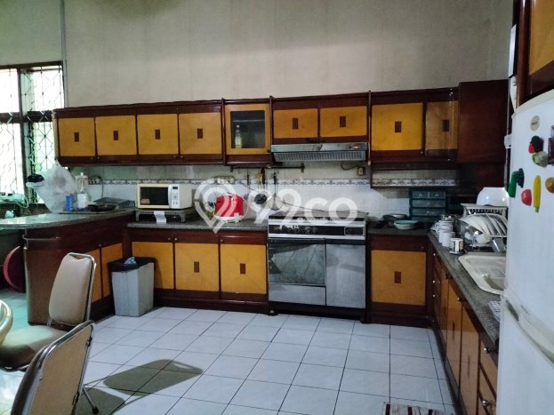 Ready to Use! Luxury House LT 998m2 Desain Modern di Pajajaran Ready to Use! Luxury House LT 998m2 Desain Modern di Pajajaran